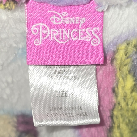 Disney Princess: Girl's Size-4 Robe, Pockets, Attached inner & outer ties/belts - Picture 4 of 15